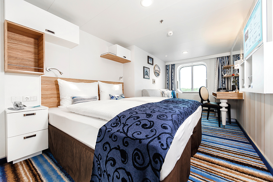 hut Mein Schiff 4